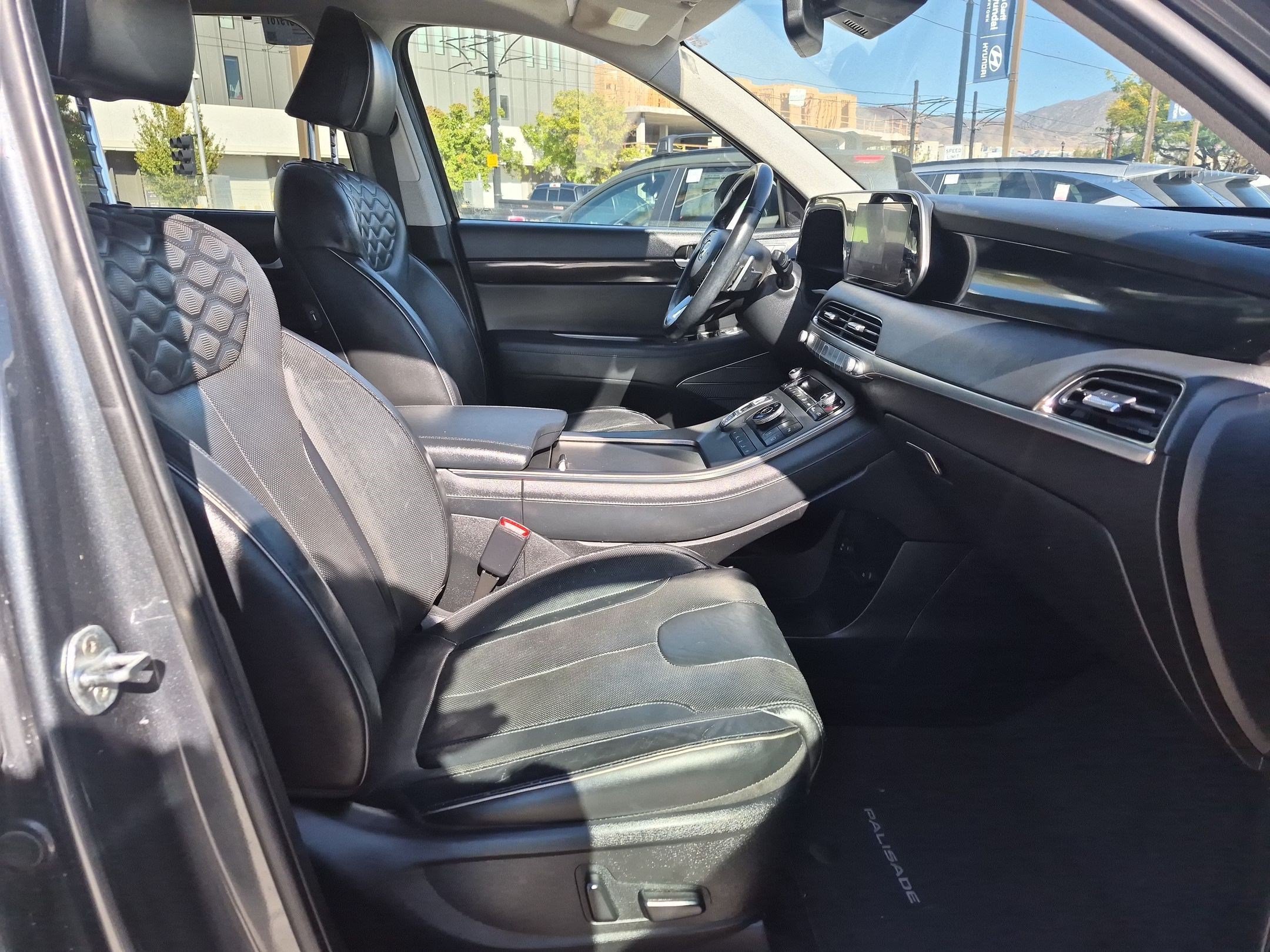 Used 2022 Hyundai Palisade Limited AWD/4WD image 31