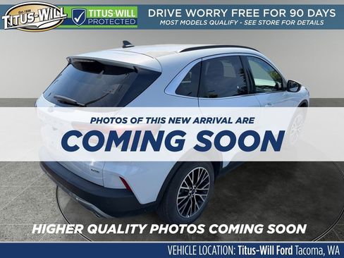 Used 2025 Ford Escape SE FWD image 5
