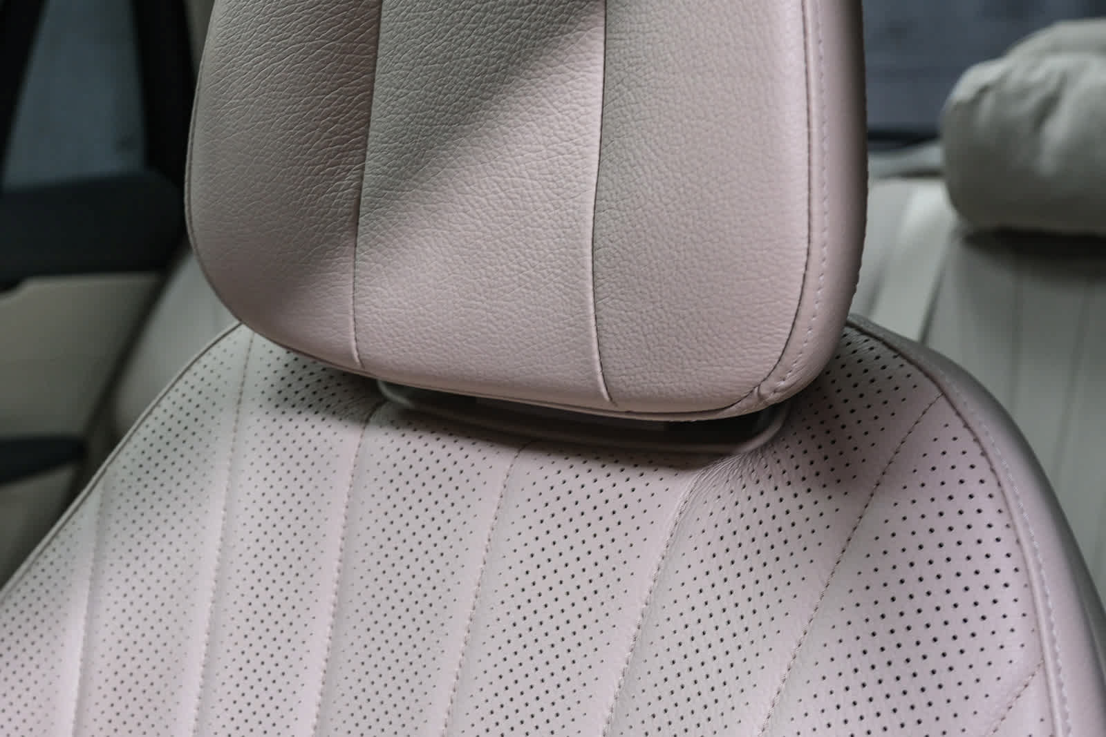 Certified 2023 Mercedes-Benz EQS 450+ SUV image 27