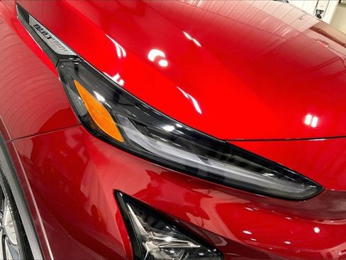 Used 2023 Chevrolet Bolt EUV LT w/ Convenience Package image 28