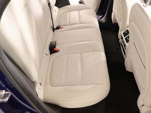 Used 2021 Jaguar E-PACE SE image 14