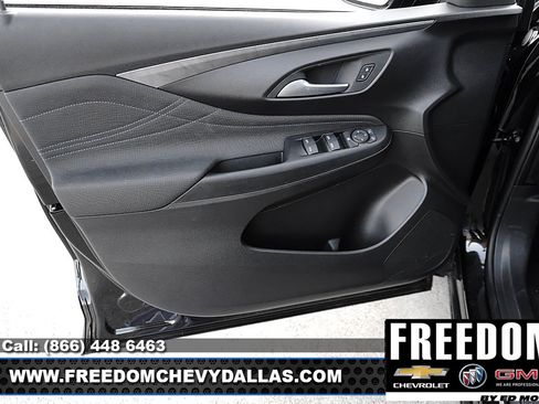 Used 2026 Buick Envista Sport Touring w/ Convenience I Package FWD image 29