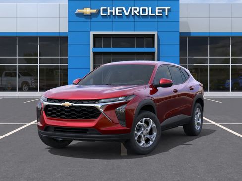 New 2026 Chevrolet Trax LS w/ LS Convenience Package FWD image 6
