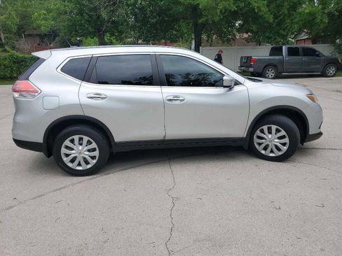 Used 2015 Nissan Rogue S image 7