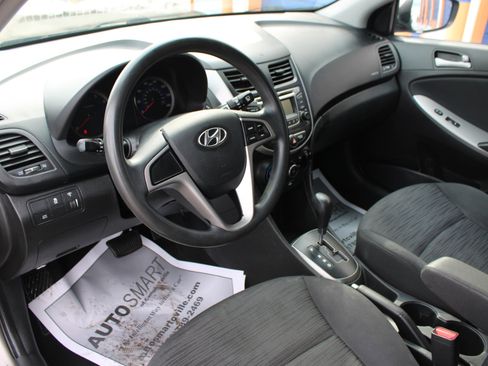 Used 2017 Hyundai Accent SE image 12