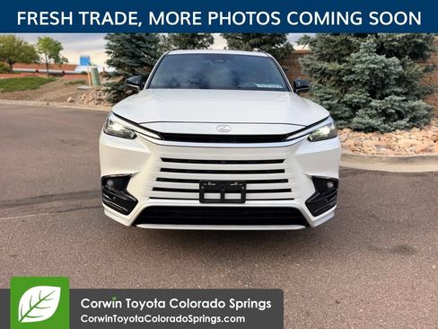 Used 2024 Lexus TX 500h AWD image 2
