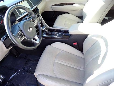 Used 2017 Kia Optima EX w/ Premium Package FWD image 10