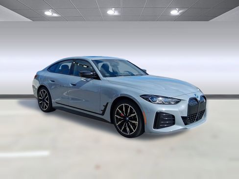 Certified 2023 BMW i4 M50 w/ Premium Package image 7