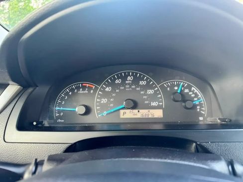 Used 2014 Toyota Camry FWD image 10