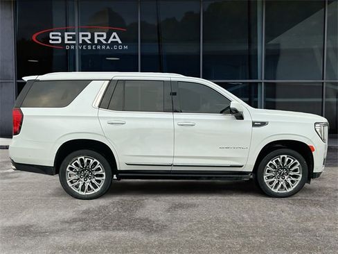 Used 2023 GMC Yukon Denali Ultimate image 6