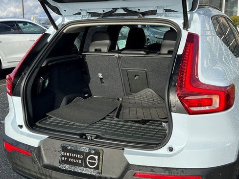 Certified 2026 Volvo XC40 B5 Plus w/ Protection Package Premier image 17