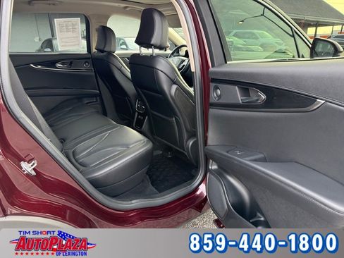 Used 2022 Lincoln Nautilus Reserve w/ Equipment Group 201A AWD/4WD image 24