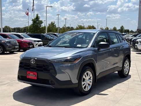 Used 2026 Toyota Corolla Cross L FWD image 9