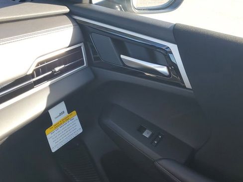 New 2026 Mitsubishi Outlander ES image 29