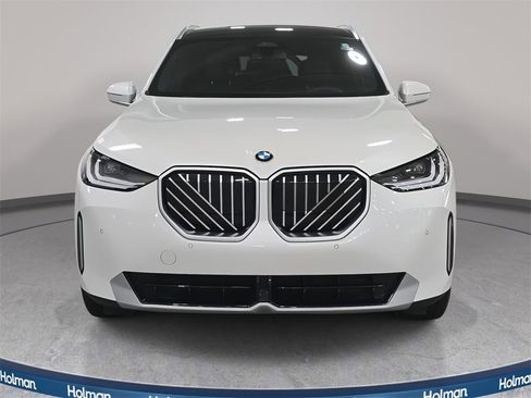 Certified 2025 BMW X3 xDrive30i w/ Convenience Package image 2