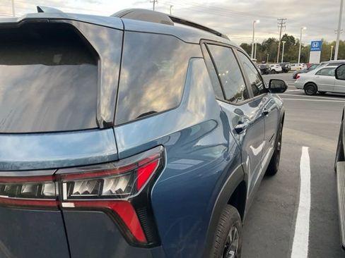 Used 2026 Chevrolet Equinox LT w/ Convenience Package II image 5