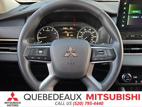 New 2026 Mitsubishi Outlander ES FWD image 15