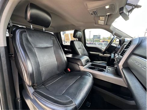 Used 2019 Ford F250 Lariat AWD/4WD image 4