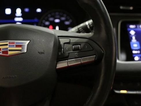 Used 2022 Cadillac XT4 Premium Luxury w/ Technology Package image 20