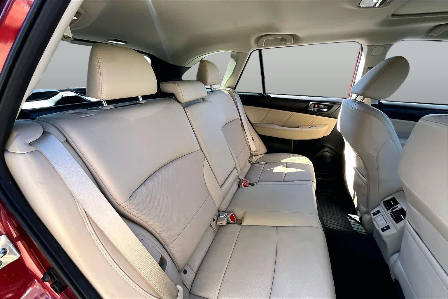 Used 2019 Subaru Outback 2.5i Limited AWD/4WD image 21