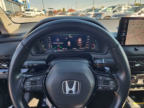 Certified 2023 Honda Accord Touring image 20