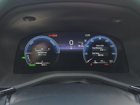 Used 2025 Toyota Camry XSE image 18