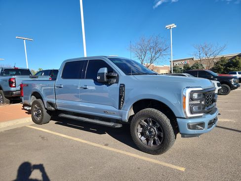 Used 2023 Ford F250 Lariat w/ Lariat Ultimate Package image 3