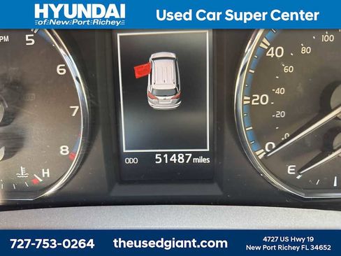 Used 2018 Toyota RAV4 Limited w/ Advanced Technology Package FWD image 13