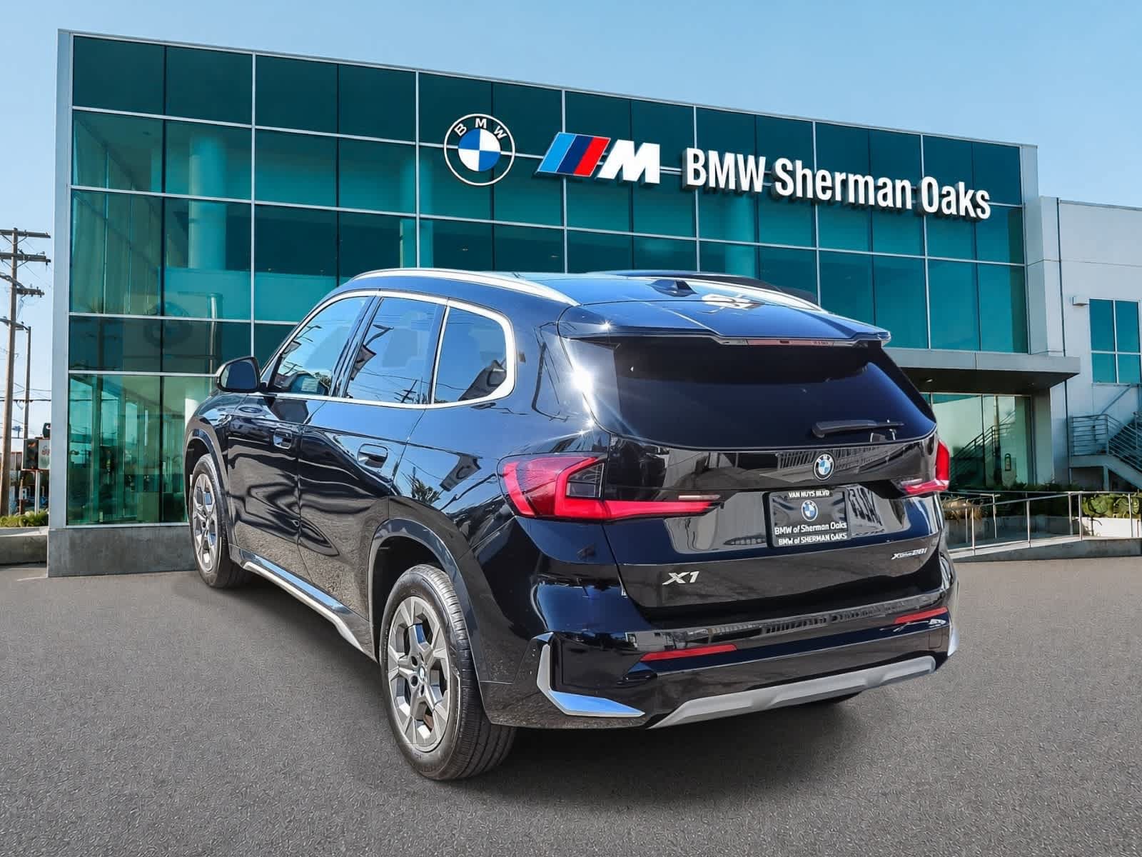 Used 2024 BMW X1 xDrive28i w/ Convenience Package AWD/4WD image 6