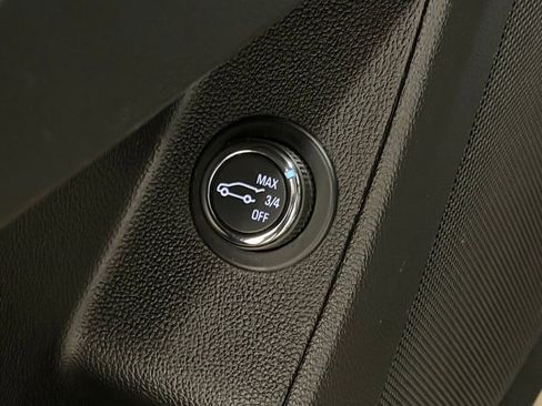 Certified 2022 Chevrolet Traverse LT w/ LPO, Floor Liner Package AWD/4WD image 28