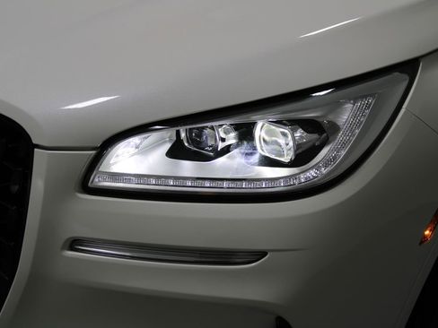 New 2026 Lincoln Corsair Reserve image 59