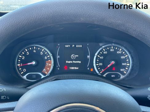 Used 2019 Jeep Renegade Sport FWD image 15