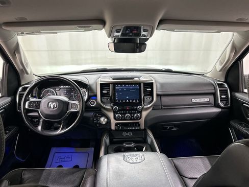 Used 2022 RAM 1500 Laramie AWD/4WD image 19