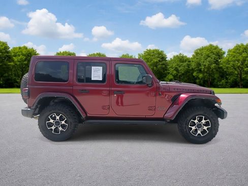 Used 2021 Jeep Wrangler Unlimited Rubicon AWD/4WD image 8