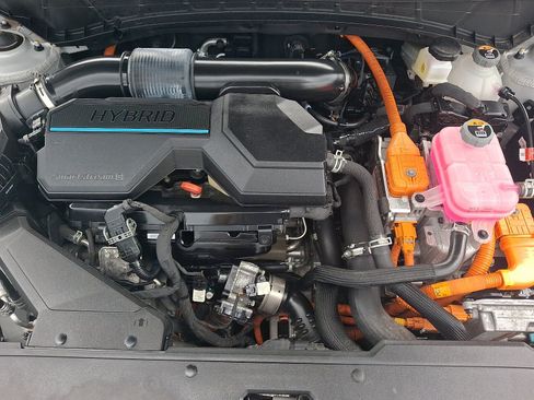 Certified 2023 Hyundai Tucson Limited AWD/4WD image 28