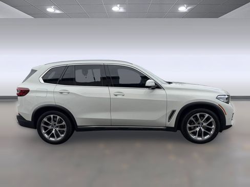 Used 2022 BMW X5 xDrive40i w/ Premium Package image 8