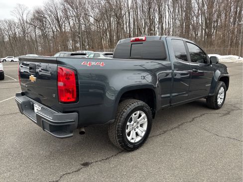 Used 2017 Chevrolet Colorado LT w/ LT Convenience Package image 7