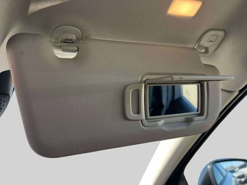 Used 2024 Nissan Ariya AWD image 30