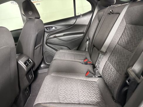 Used 2022 Chevrolet Equinox LT image 22