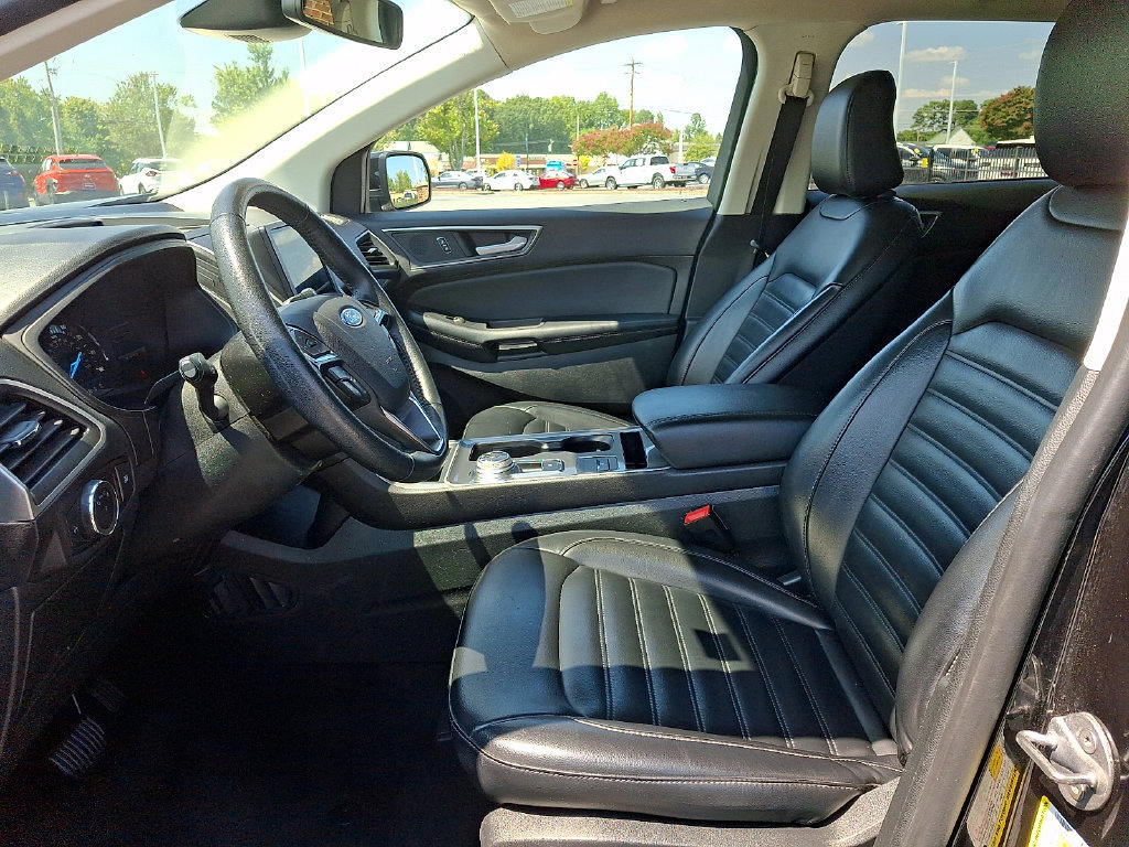 Used 2024 Ford Edge SEL AWD/4WD image 13