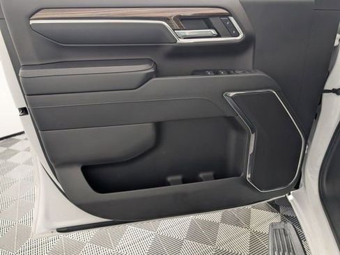 Certified 2024 Chevrolet Silverado 2500 LT AWD/4WD image 7