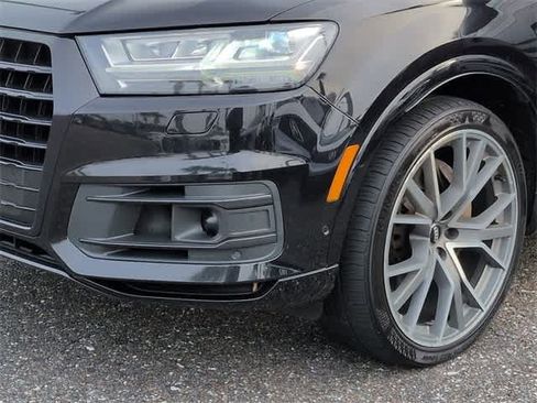 Used 2019 Audi Q7 3.0T Prestige w/ Prestige Package image 11