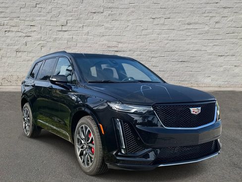 New 2025 Cadillac XT6 Sport image 6