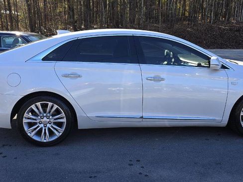 Used 2019 Cadillac XTS Luxury image 7