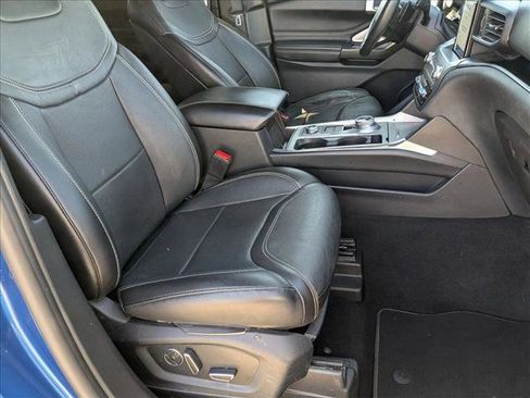 Used 2020 Ford Explorer ST w/ Premium Technology Package image 23