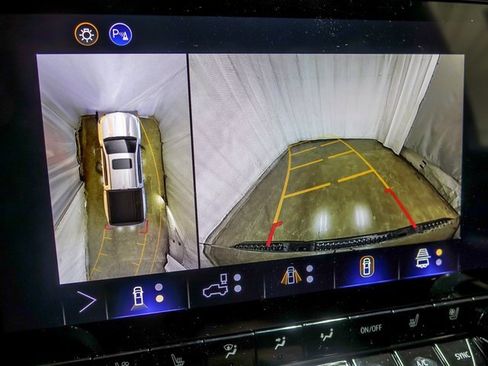 New 2026 Chevrolet Colorado ZR2 w/ Technology Package image 19