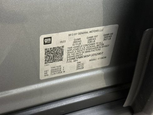 Used 2023 Chevrolet Traverse LT w/ LPO, Floor Liner Package AWD/4WD image 28
