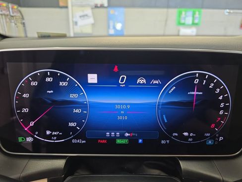 Certified 2025 Mercedes-Benz GLC 350e 4MATIC image 24