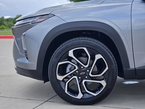 New 2026 Chevrolet Trax RS w/ Driver Confidence Package FWD image 11