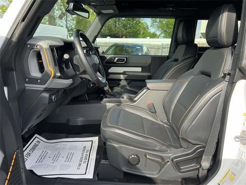 Used 2021 Ford Bronco Badlands image 13